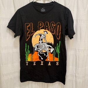 NWT El Paso Texas Graphic T-Shirt Skeleton Desert Cacti Size Small Black